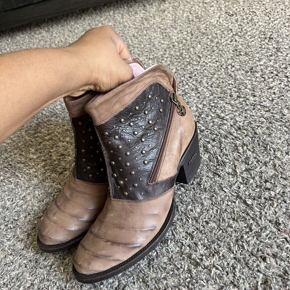 MISS MACIE Studs Ankle Boot 9 M Piper Ribbed Zipper Brown Patchwork Leather New - Picture 6 of 9